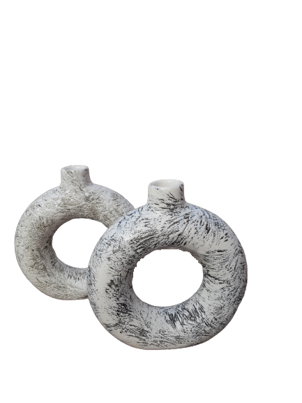 Handmade Ceramic Donut Vase - Image 4