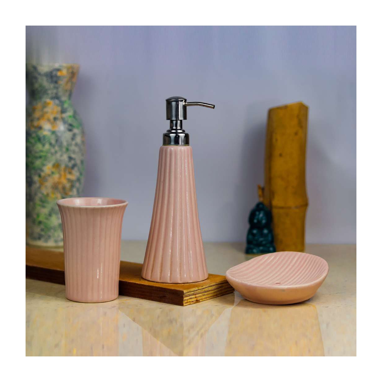 Elegant Look Bathroom Set of 3 - Image 2