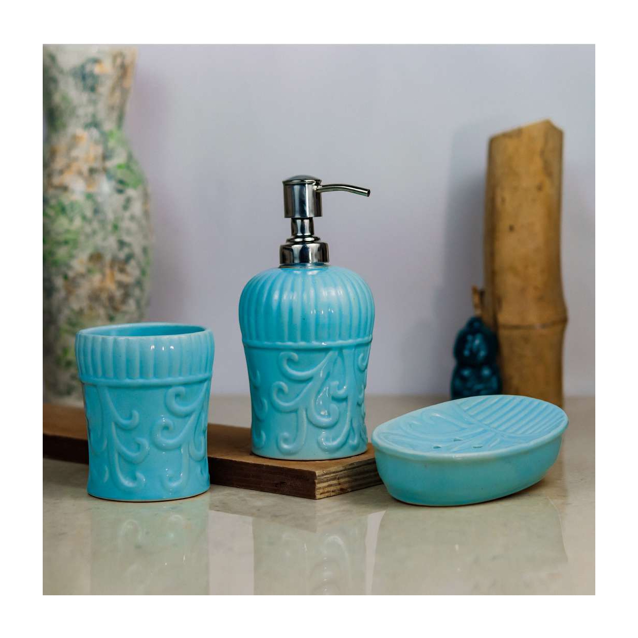 Minimalist Bath Accessory Set of 3 - Image 3