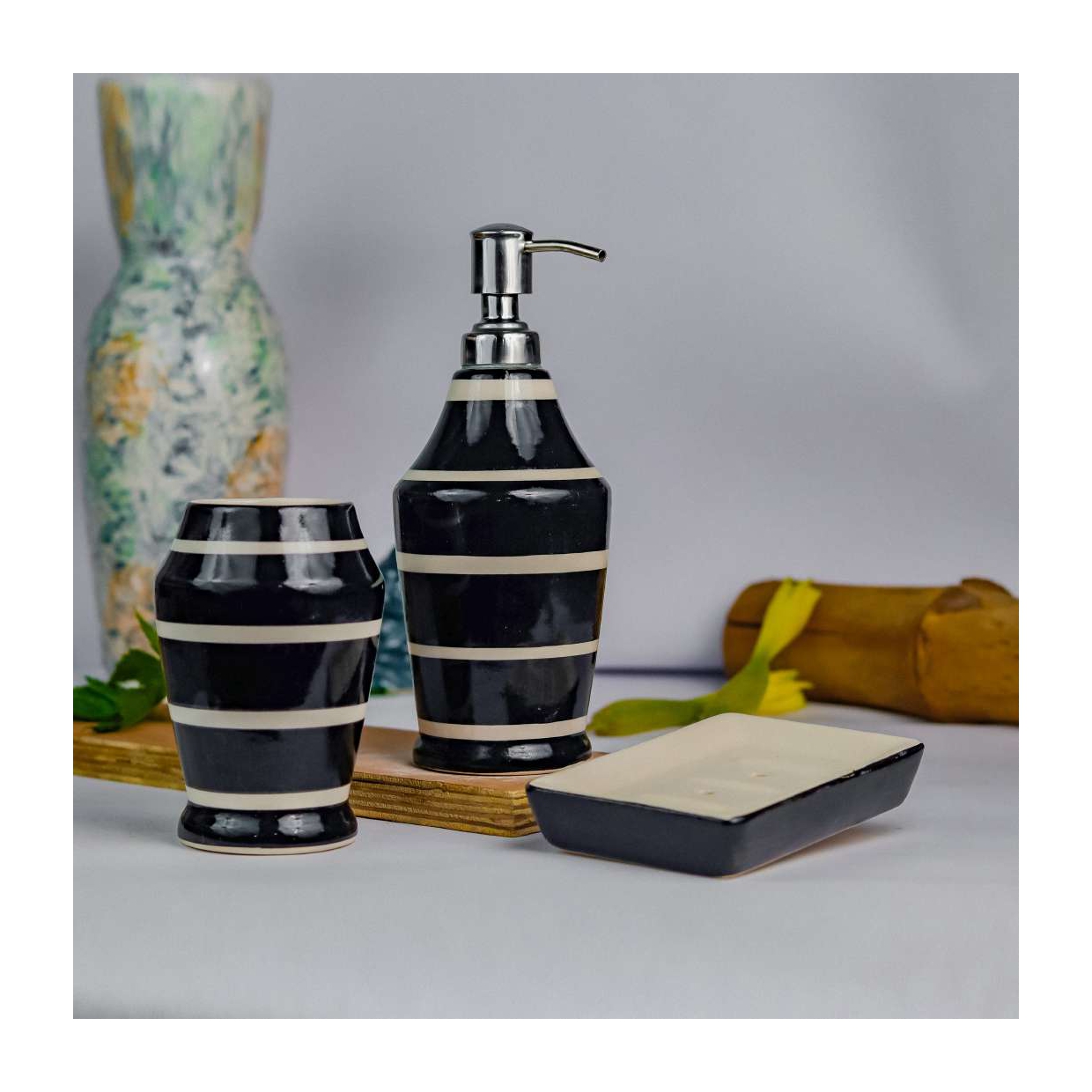 Ribbed Round Design Set of 3 - Image 10