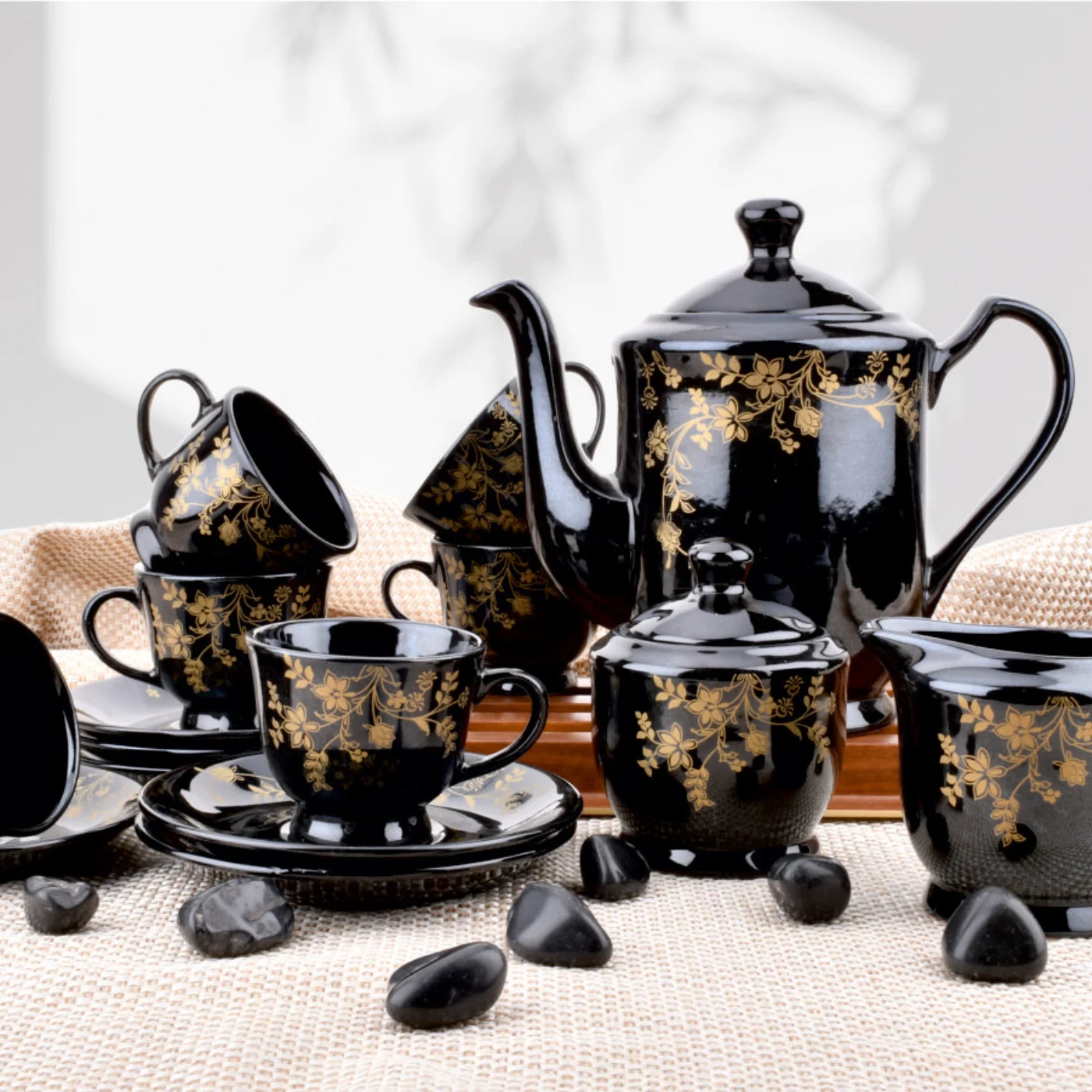 Pack of 15 Ceramic Tea & Coffee Cups & Saucers with Kettle Set - Image 3