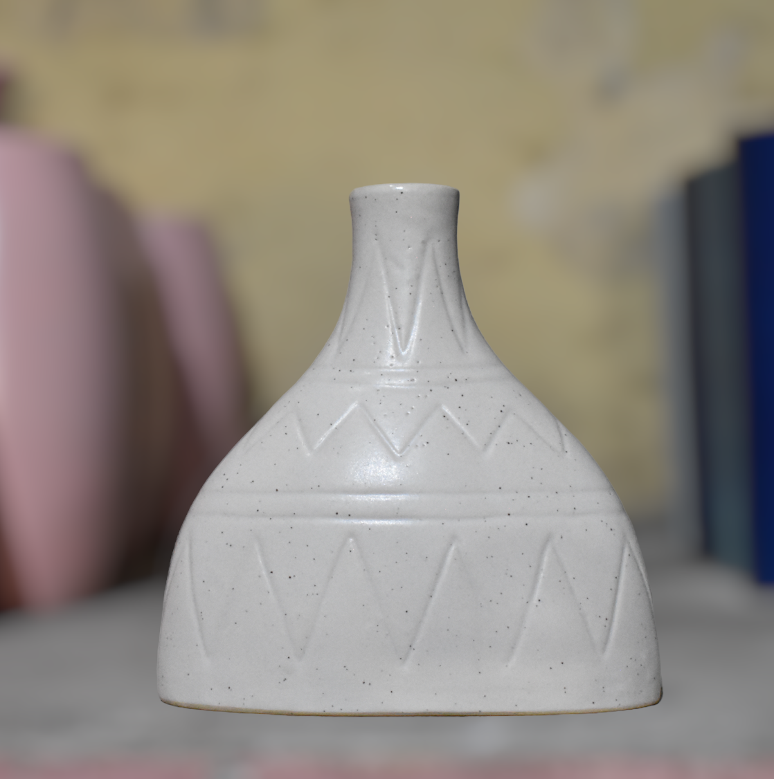 Elegant Ceramic Bottle-Shaped Vase – White - Image 4