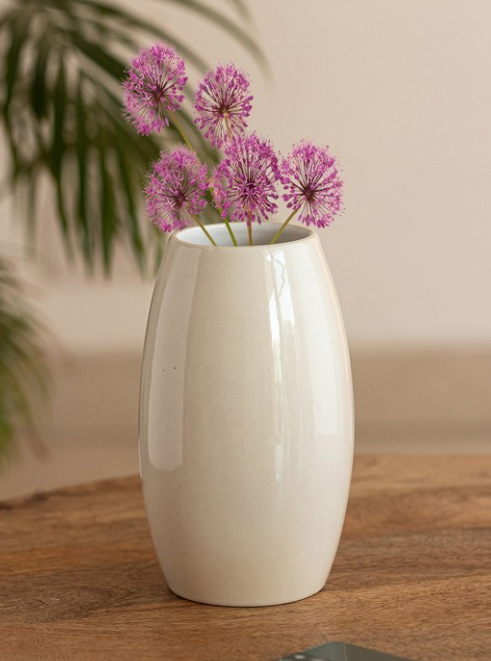 Curvy Shaped Flower Vase