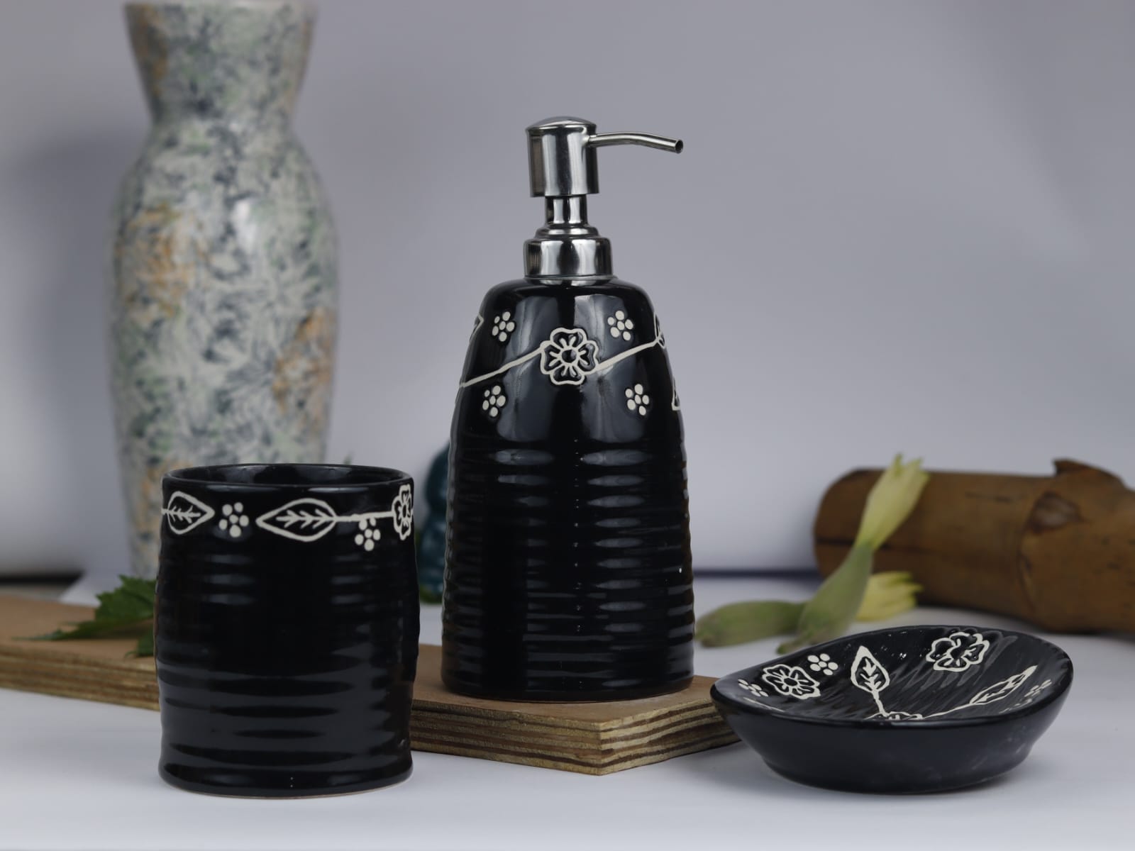 Ribbed Round Design Set of 3 - Image 14