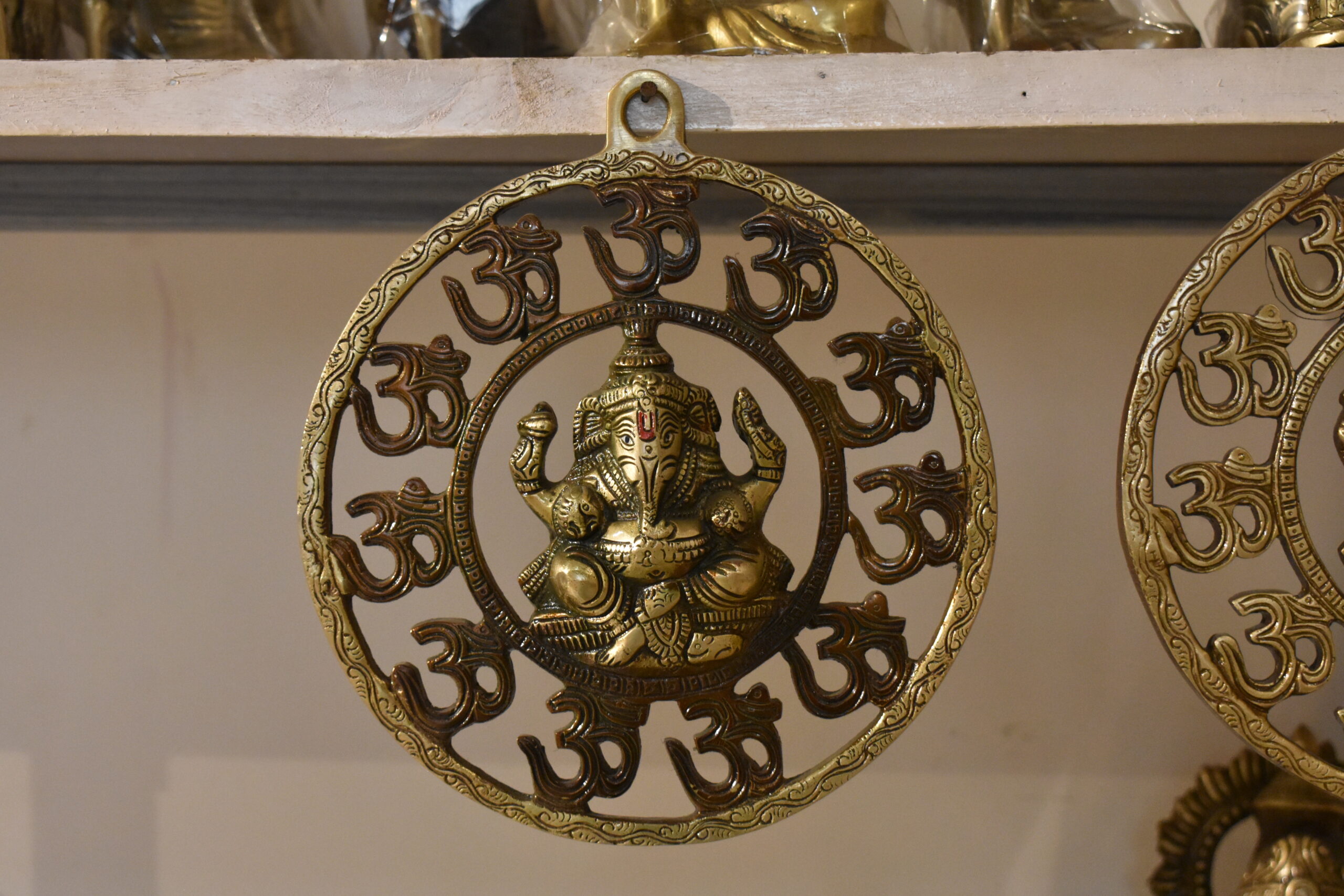 Brass Pan Ganesh Wall Hanging (8") - Image 5