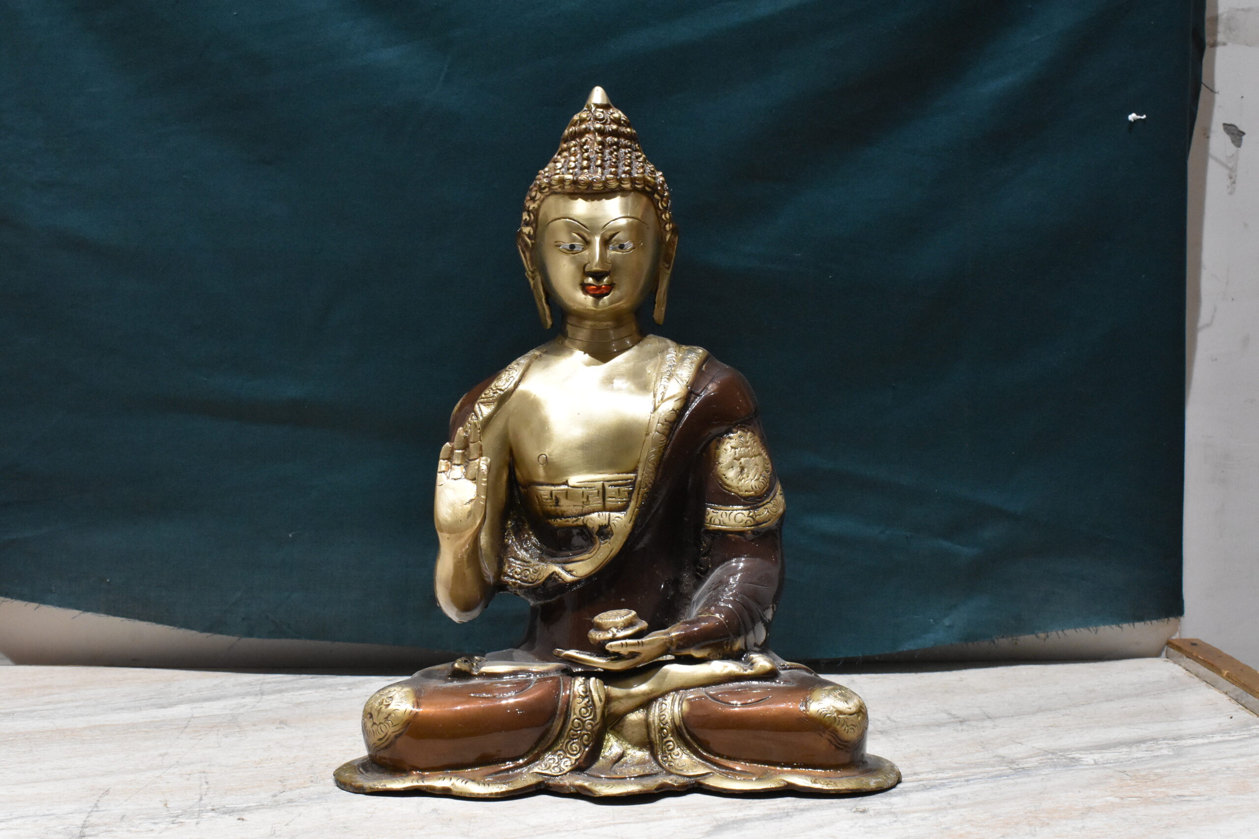 Brass Buddha Statue in Twin Shade - Image 5