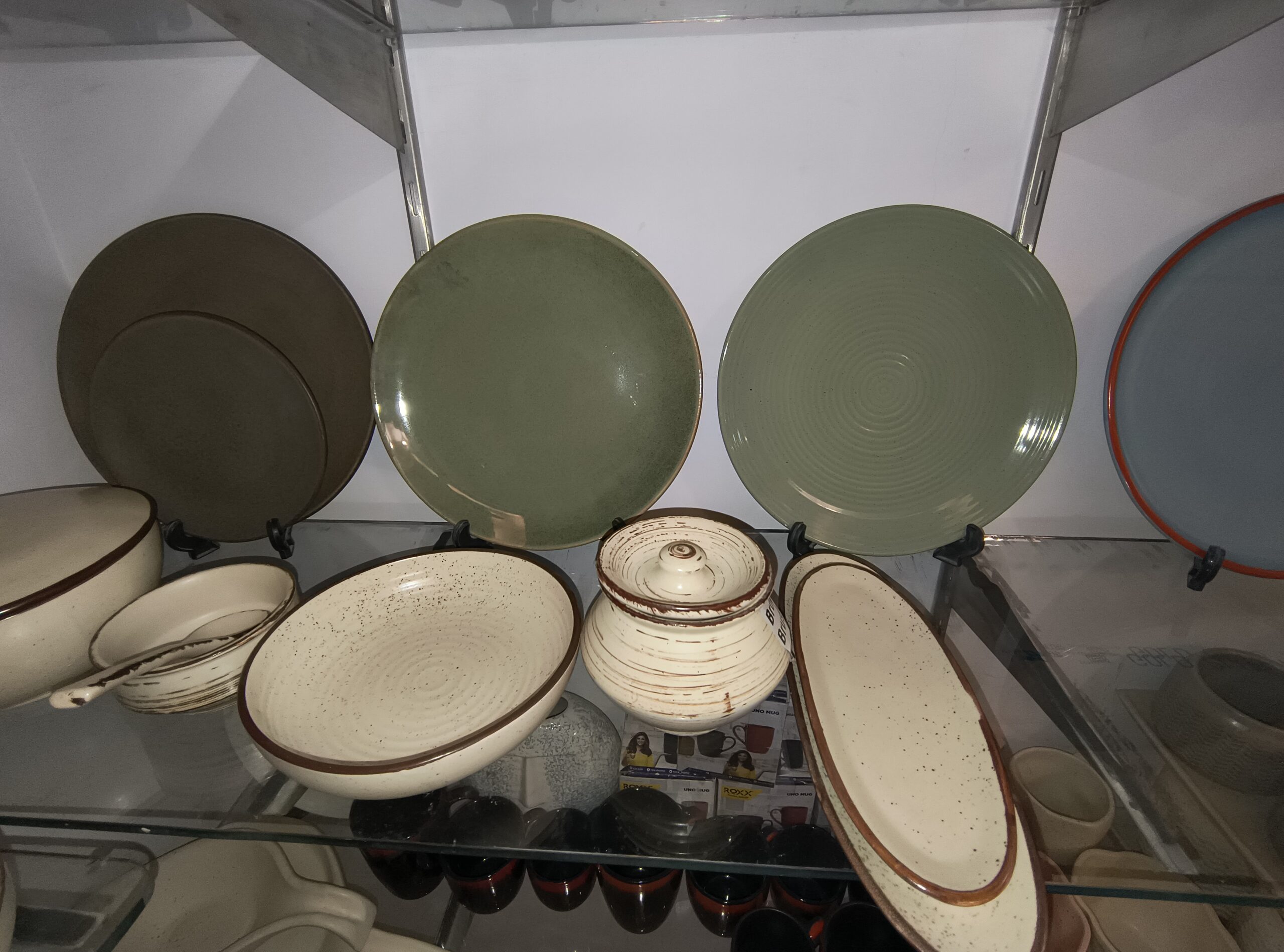 Ceramic Dinner Plate 10" - Image 28